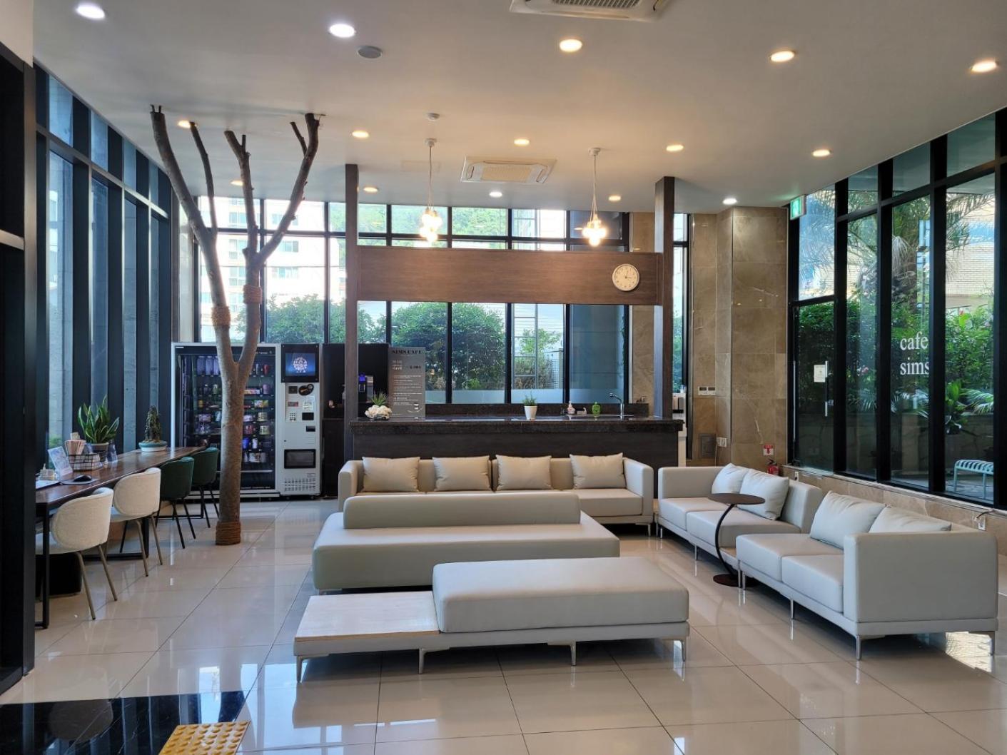 Sims Hotel Czedżu Zewnętrze zdjęcie