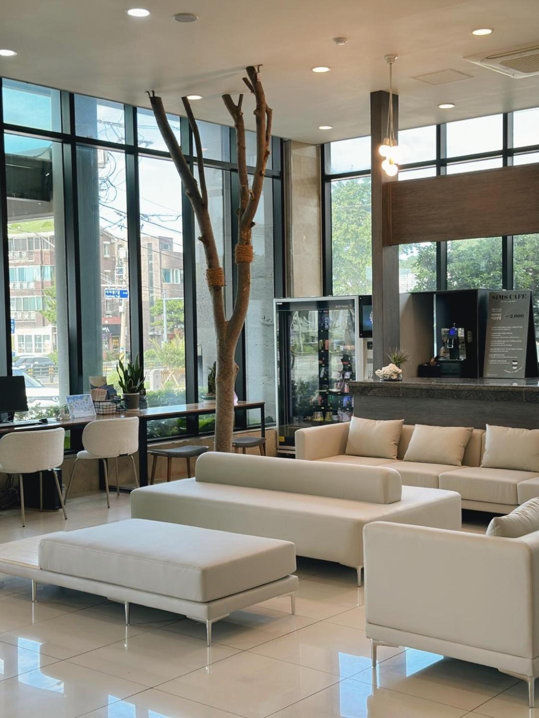 Sims Hotel Czedżu Zewnętrze zdjęcie